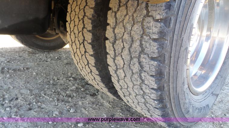 image for item J4620 2008 Chevrolet Silverado 3500HD utility truck