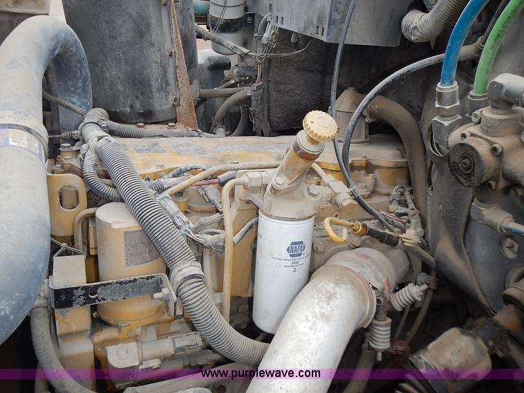 image for item J6310 2000 GMC C7500 service truck