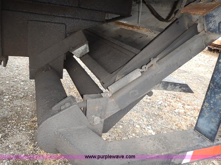 image for item J6310 2000 GMC C7500 service truck