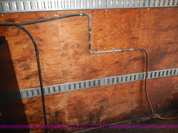 image for item J6310 2000 GMC C7500 service truck