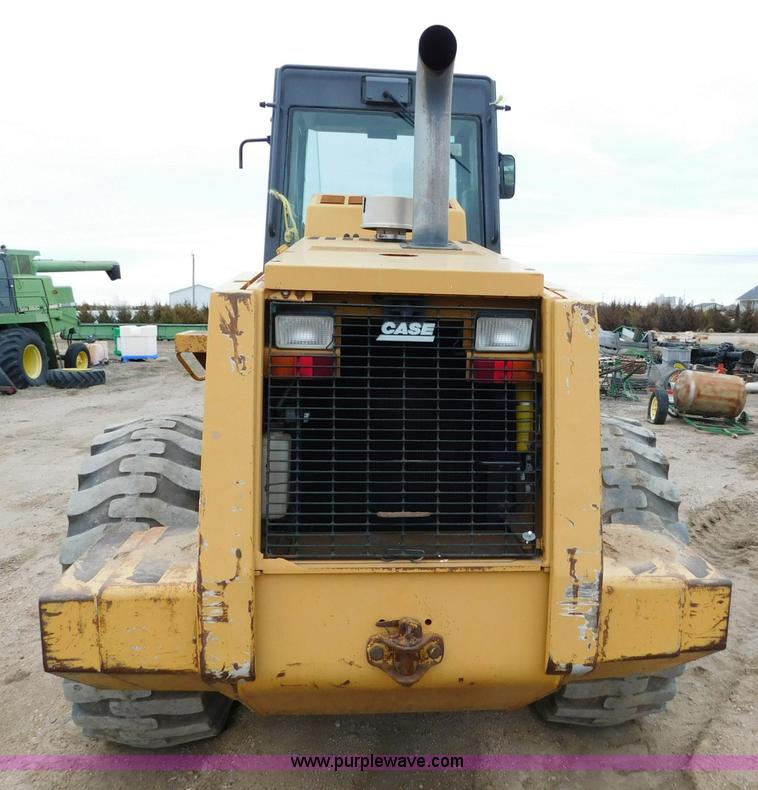 image for item J6831 1997 Case 821B wheel loader