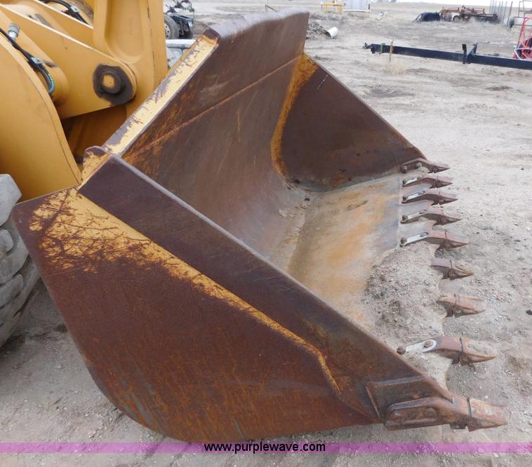 image for item J6831 1997 Case 821B wheel loader