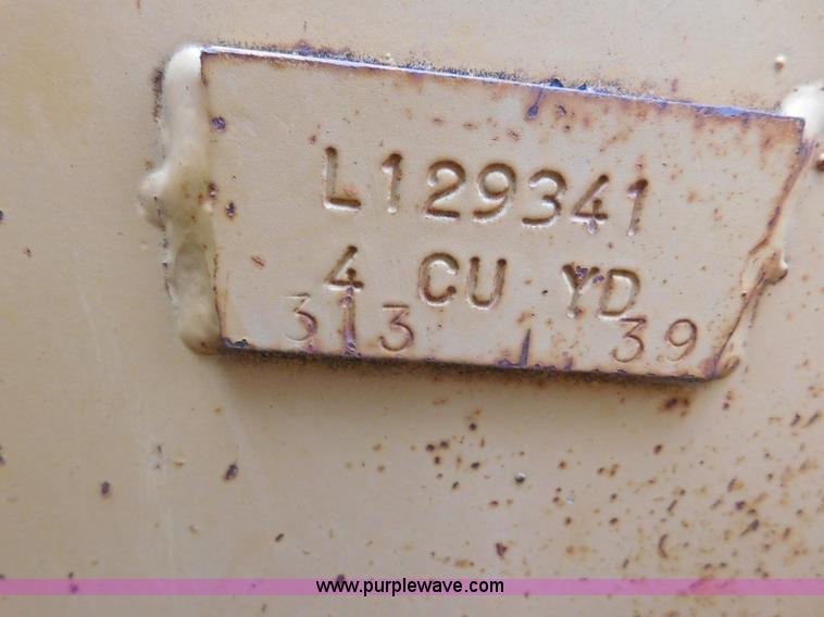 image for item J6831 1997 Case 821B wheel loader