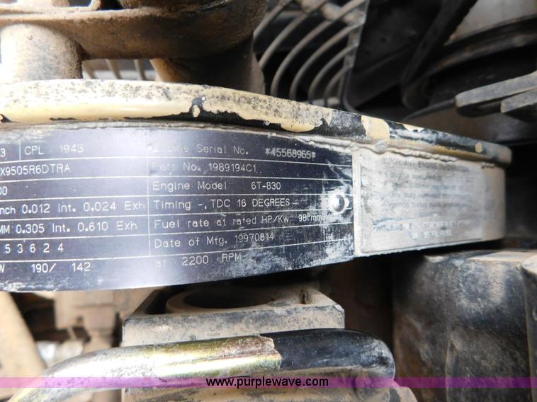 image for item J6831 1997 Case 821B wheel loader