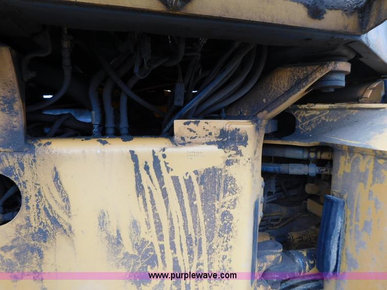 image for item J6831 1997 Case 821B wheel loader