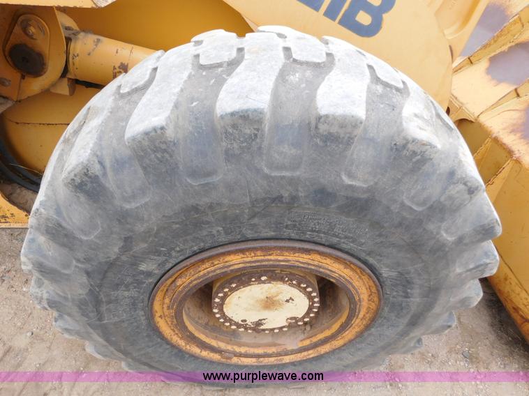 image for item J6831 1997 Case 821B wheel loader