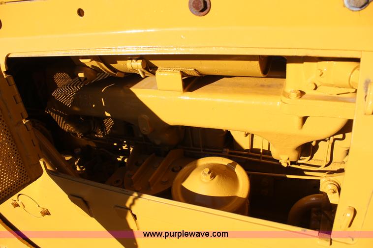 image for item J7691 Komatsu D65EX dozer