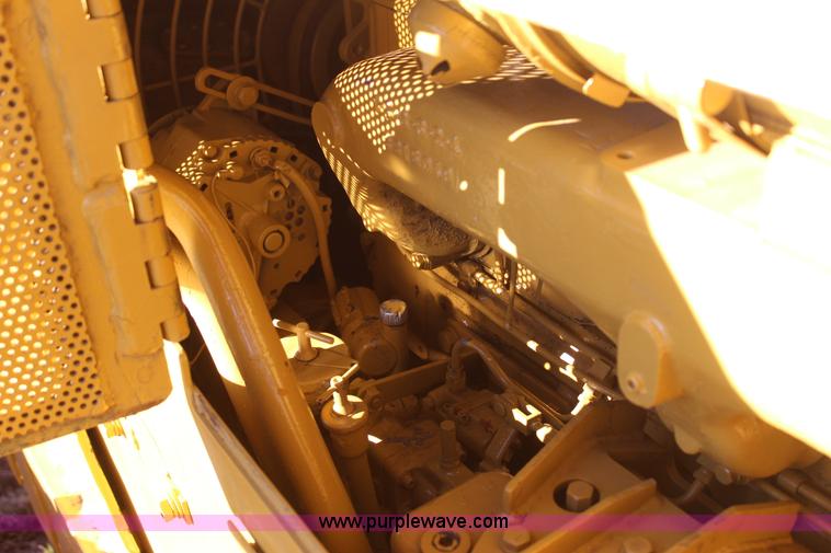 image for item J7691 Komatsu D65EX dozer