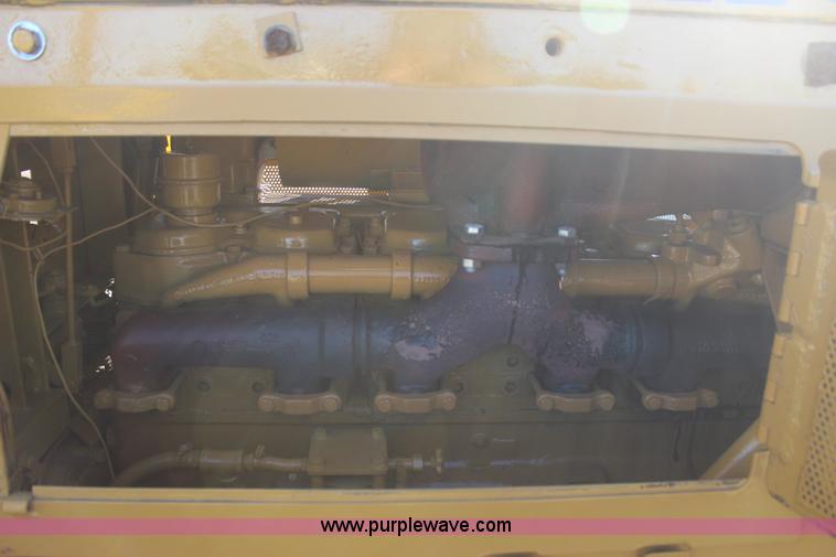 image for item J7691 Komatsu D65EX dozer