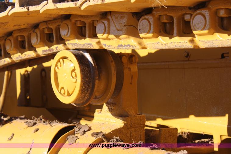image for item J7691 Komatsu D65EX dozer