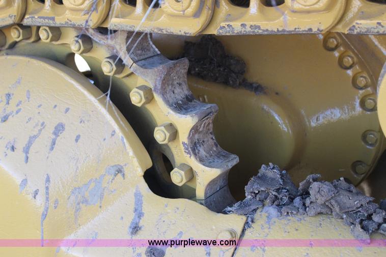 image for item J7691 Komatsu D65EX dozer