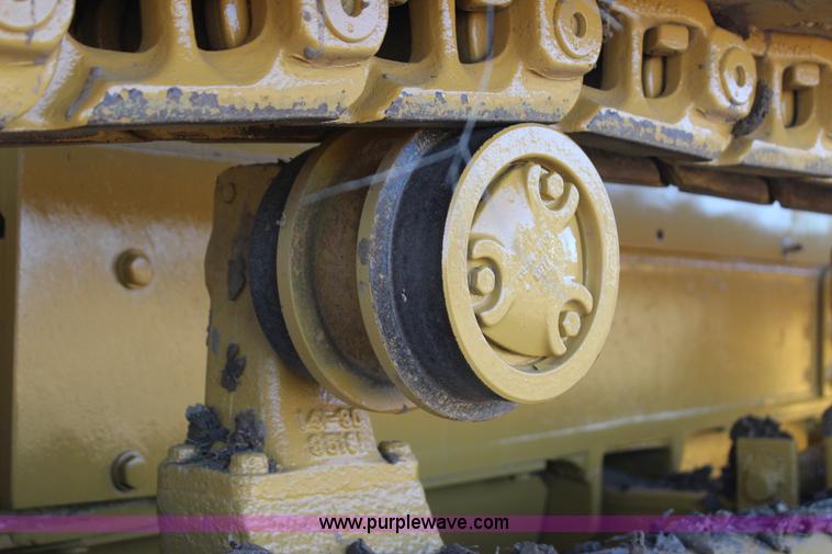 image for item J7691 Komatsu D65EX dozer