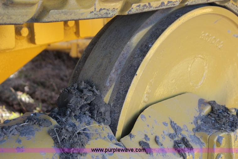 image for item J7691 Komatsu D65EX dozer