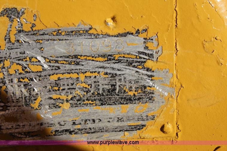 image for item J7691 Komatsu D65EX dozer