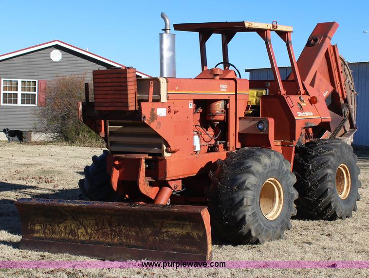 image for item J7692 Ditch Witch R100P rock saw