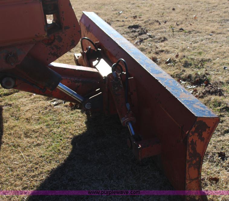 image for item J7692 Ditch Witch R100P rock saw