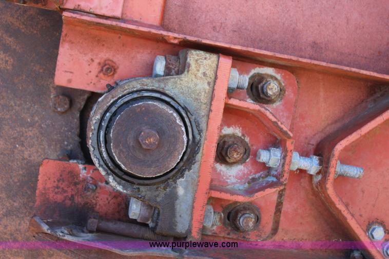 image for item J7692 Ditch Witch R100P rock saw