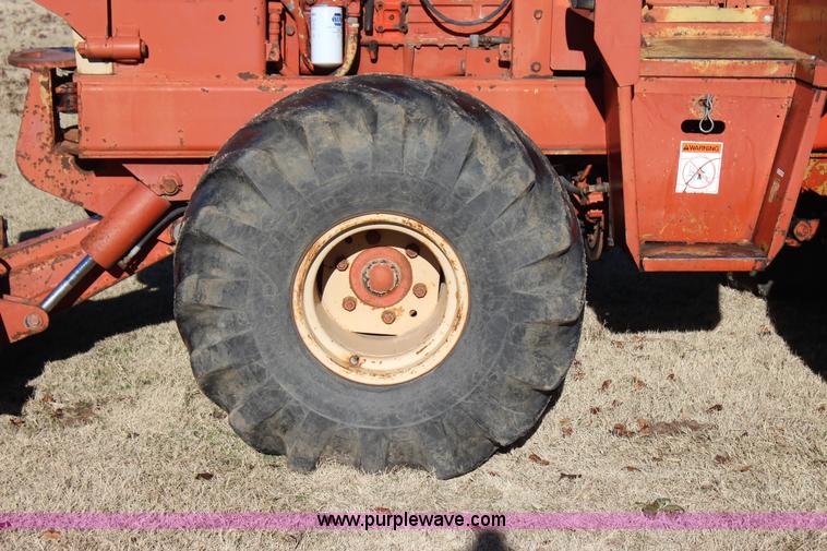 image for item J7692 Ditch Witch R100P rock saw