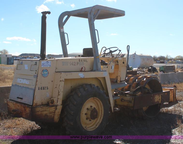 image for item J7742 Bomag BW142PDB-2 vibratory drum roller