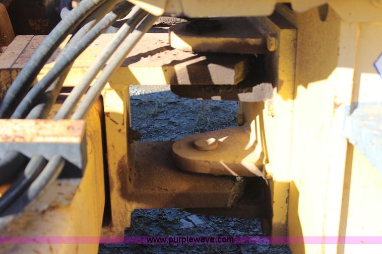 image for item J7742 Bomag BW142PDB-2 vibratory drum roller