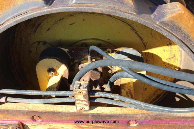 image for item J7742 Bomag BW142PDB-2 vibratory drum roller