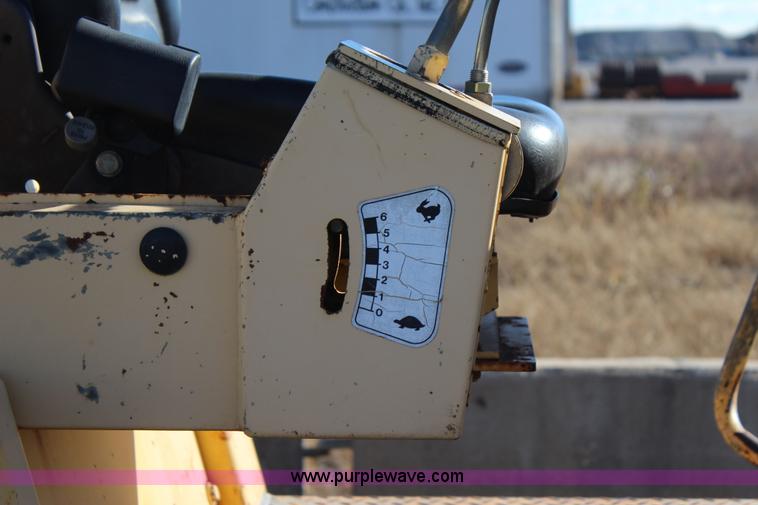 image for item J7742 Bomag BW142PDB-2 vibratory drum roller