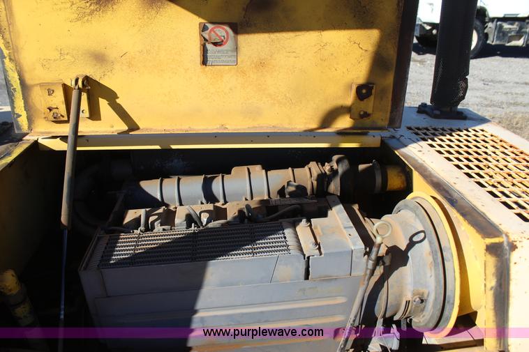 image for item J7742 Bomag BW142PDB-2 vibratory drum roller