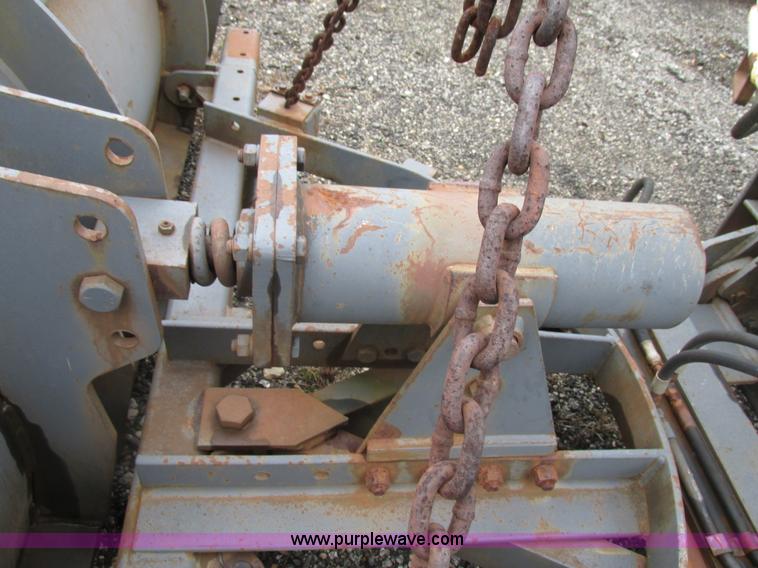 image for item K1253 1998 International 4700 dump truck