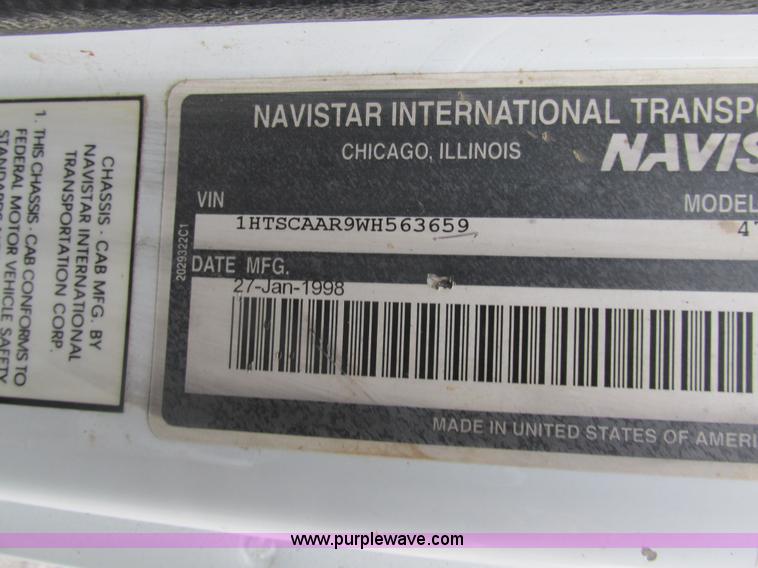 image for item K1253 1998 International 4700 dump truck