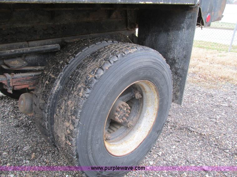 image for item K1254 1995 GMC TopKick dump truck