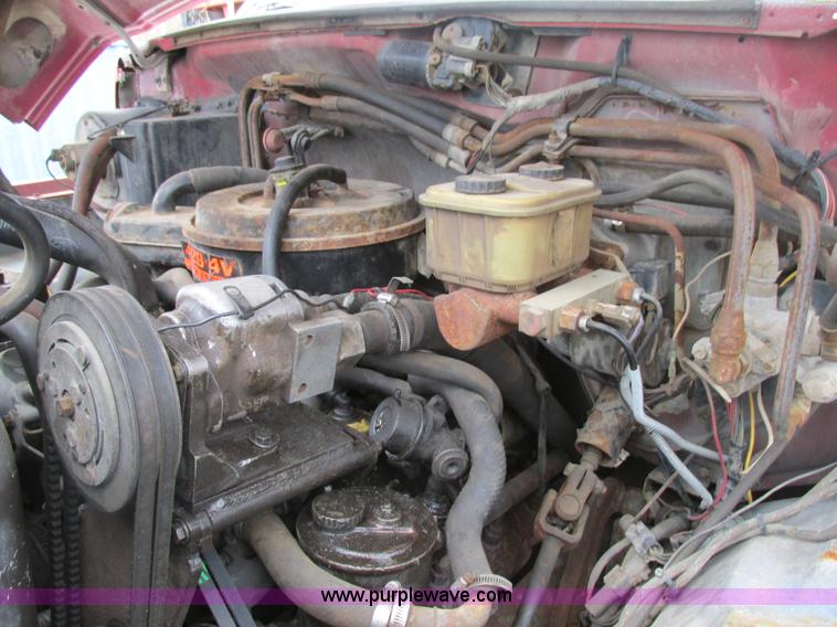 image for item K1255 1990 Ford F700 dump truck