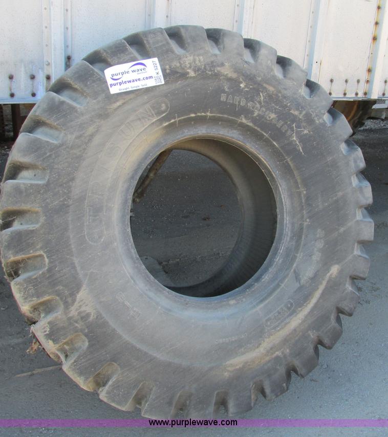 image for item K5227 23.5-25 E-3 Trison tire
