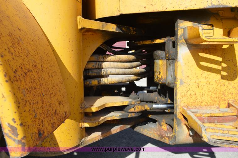 image for item K5364 1983 John Deere 444C wheel loader