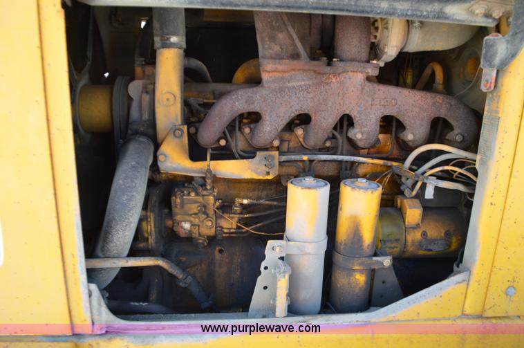 image for item K5364 1983 John Deere 444C wheel loader