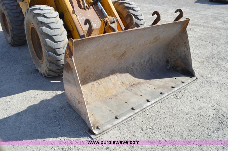 image for item K5364 1983 John Deere 444C wheel loader
