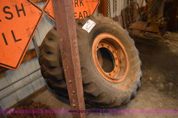 image for item K5366 (2) Case motor grader tires and wheels