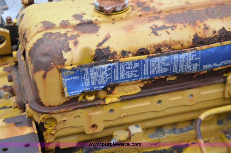 image for item K5379 Detroit Diesel 353 three cylinder diesel engine