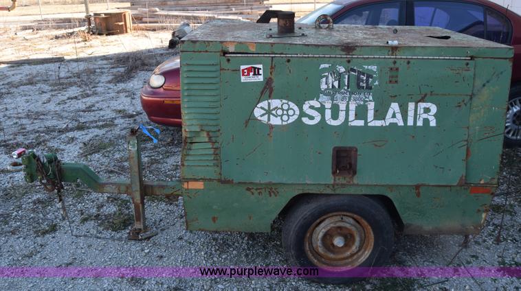 image for item L1179 Sullair 125Q air compressor