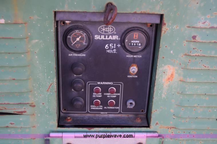 image for item L1179 Sullair 125Q air compressor