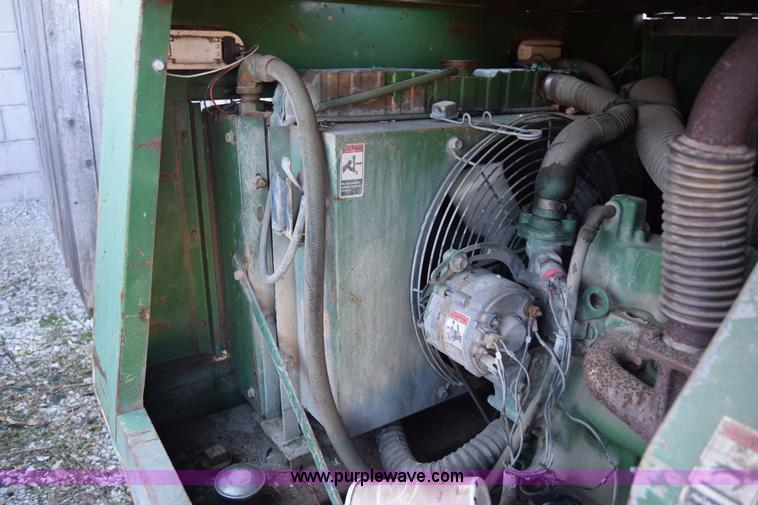 image for item L1179 Sullair 125Q air compressor