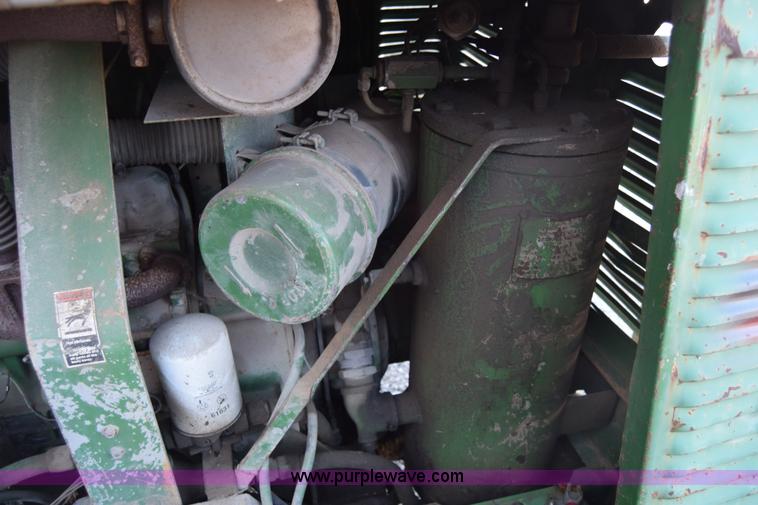 image for item L1179 Sullair 125Q air compressor