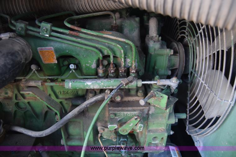 image for item L1179 Sullair 125Q air compressor