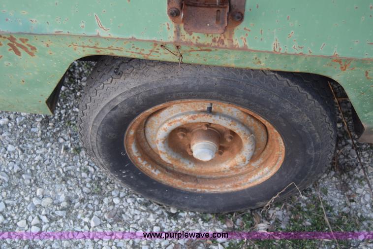 image for item L1179 Sullair 125Q air compressor