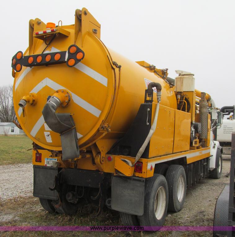 image for item L1976 2001 Sterling L7500 vacuum truck