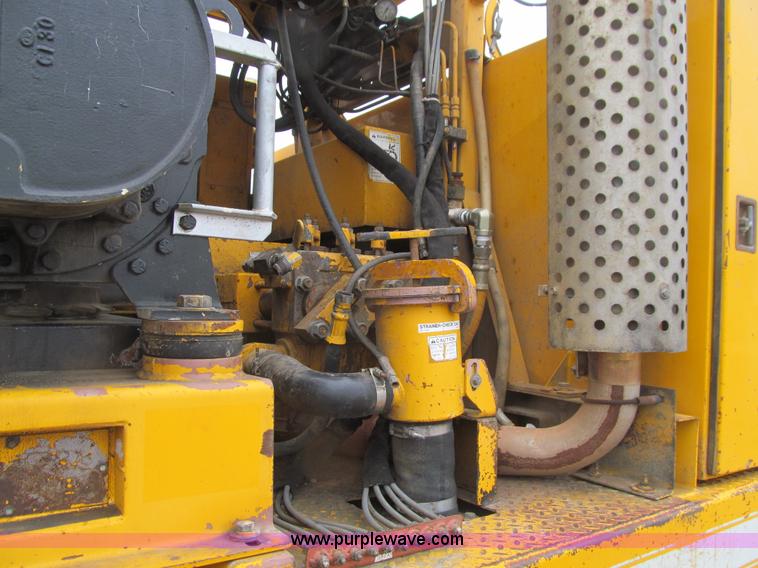 image for item L1976 2001 Sterling L7500 vacuum truck