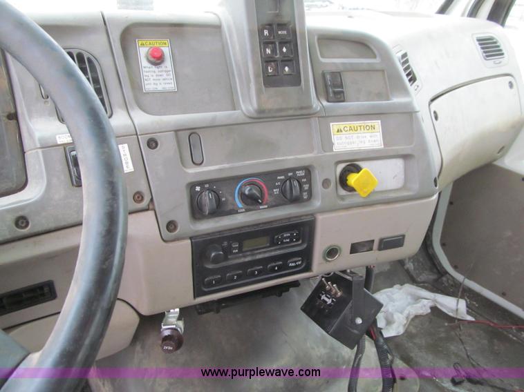 image for item L1976 2001 Sterling L7500 vacuum truck
