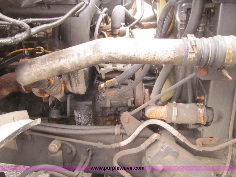 image for item L1976 2001 Sterling L7500 vacuum truck