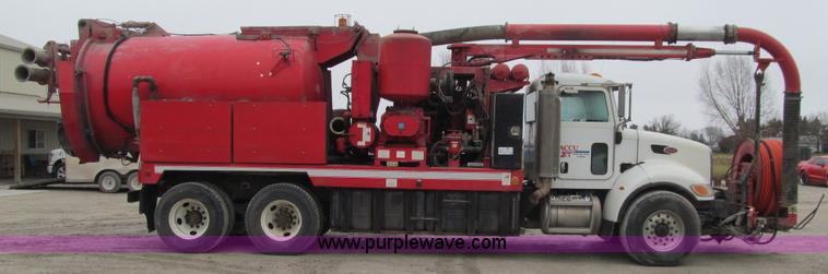 image for item L1977 2006 Peterbilt 335 vacuum truck