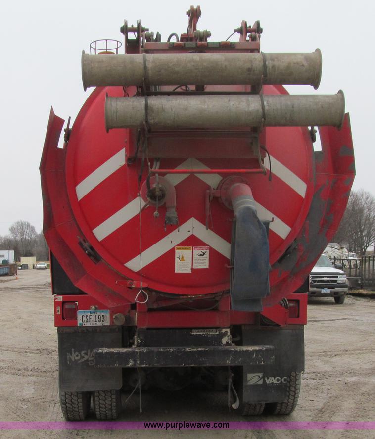 image for item L1977 2006 Peterbilt 335 vacuum truck