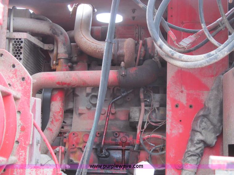 image for item L1977 2006 Peterbilt 335 vacuum truck